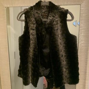 Fur vest
